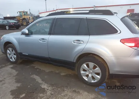 2012 Subaru Outback 2.5I Premium z USA, uszkodzony, nr VIN 4S4BRCGC0C3241202
